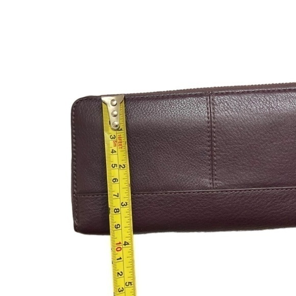 Coach purple leather zipper accordion clutch wallet - Picture 2 of 10